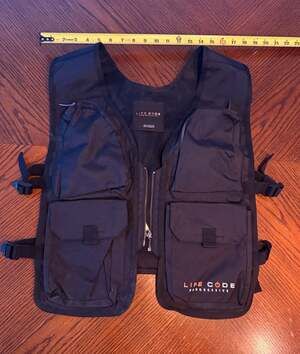 V21. BLACK UTILITY BACKPACK VEST – LIFE CODE,